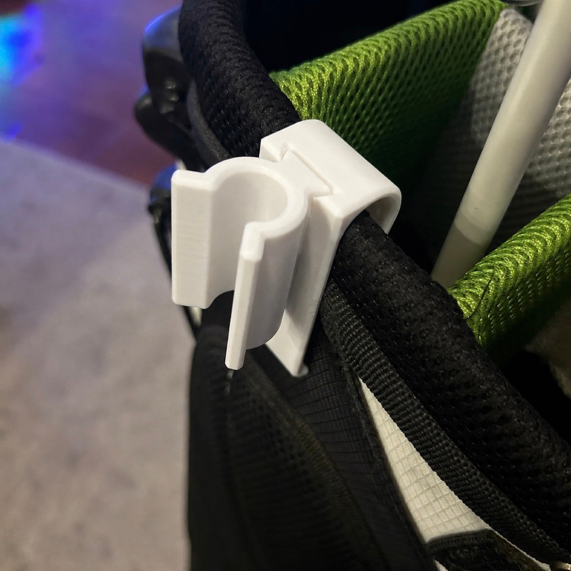 Golf putter clip